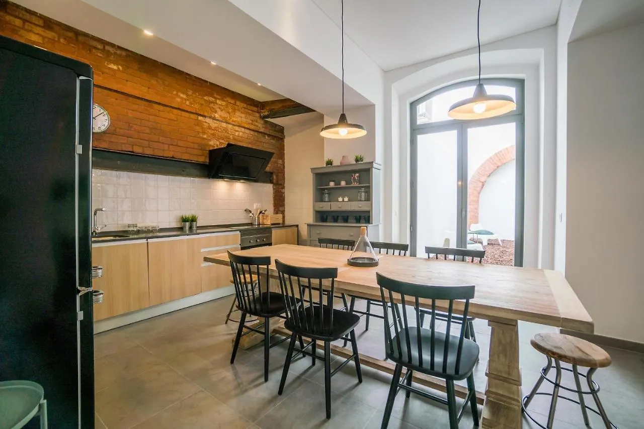 Ξενοδοχείο με διαμερίσματα Alfama Luxury Lofts